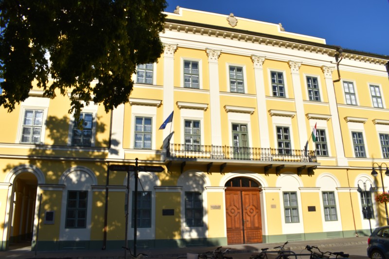 Róna-Tas András kapta a szegedi akadémiai bizottság életműdíját