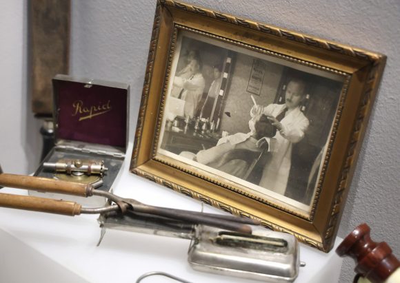 Szeged, A jólfésültség története, kiállítás, Móra Ferenc Múzeum, múzeum, kultura