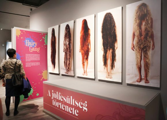 Szeged, A jólfésültség története, kiállítás, Móra Ferenc Múzeum, múzeum, kultura