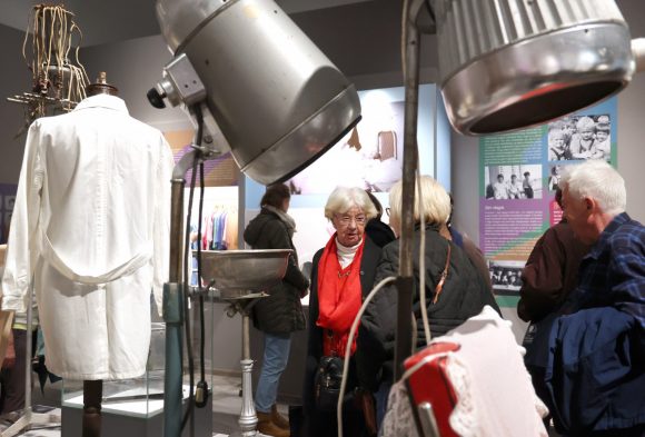 Szeged, A jólfésültség története, kiállítás, Móra Ferenc Múzeum, múzeum, kultura