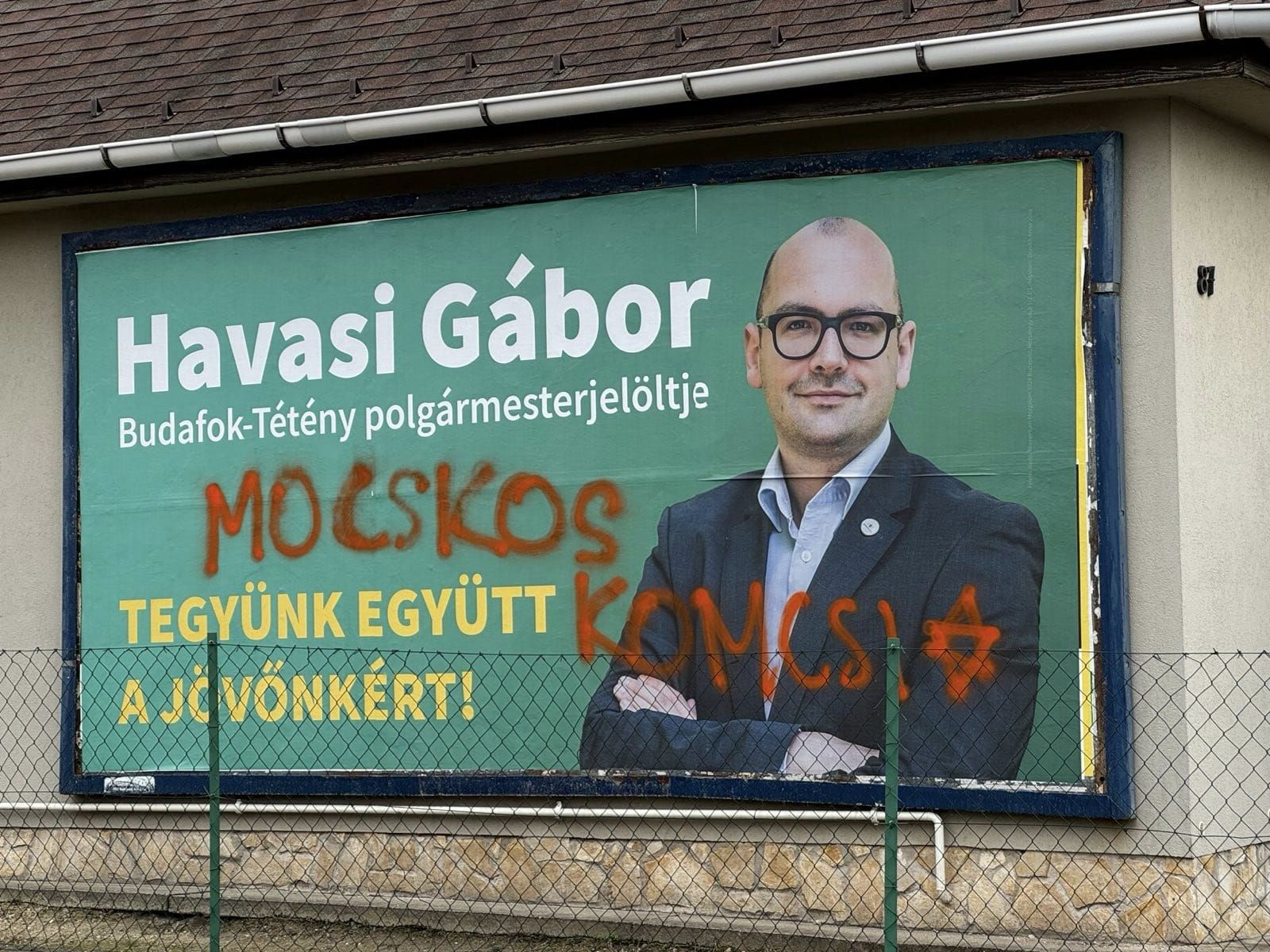Havasi Gábor plakátrongálás