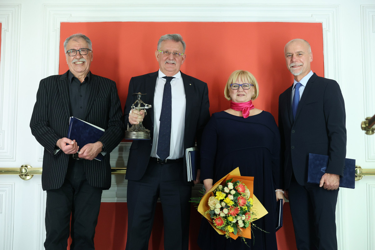 Szeged, Szegedi Nemzeti Színház, Szegedért Alapítvány, díjátadó, gála