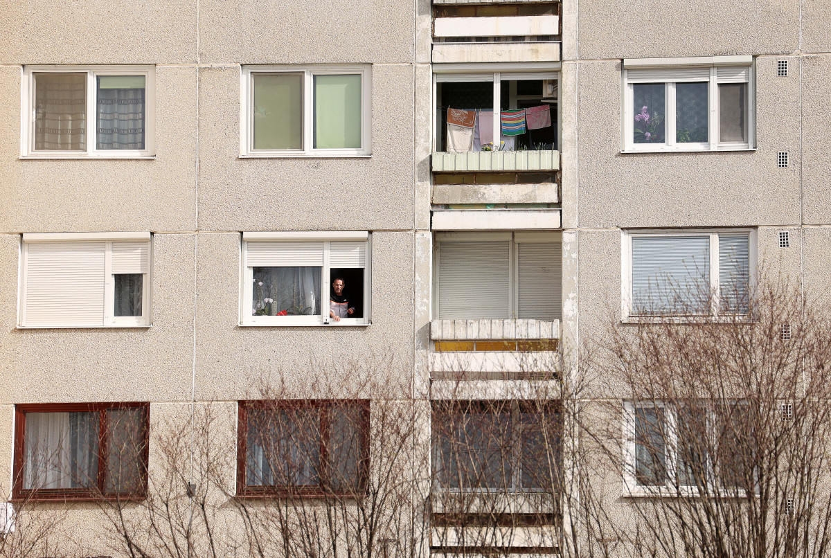 Hódmezővásárhely, panel ház, panel, lakás, ingatlan, Kaszap utca