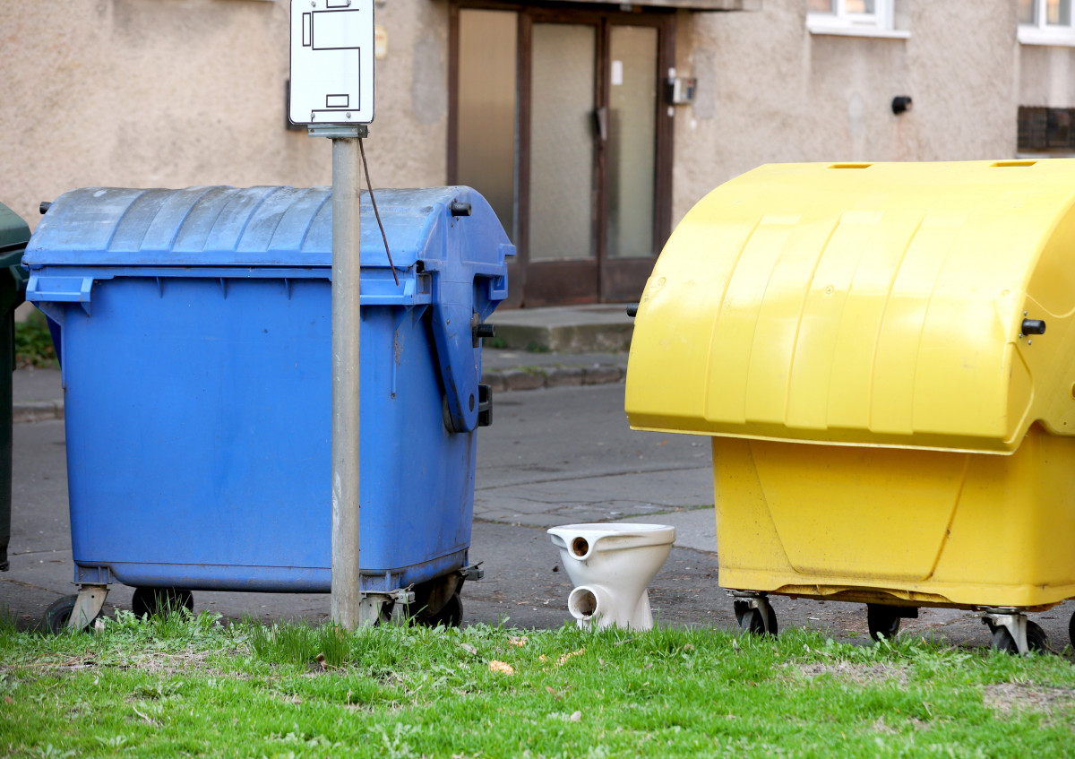 Szeged, szemetes, szemét, hulladék, kuka