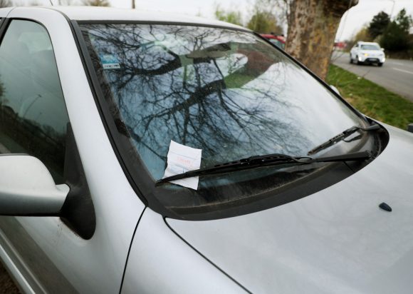 Röszke, határátkelő, autó, figyelmeztet, rendőrség, tilos, parkolás