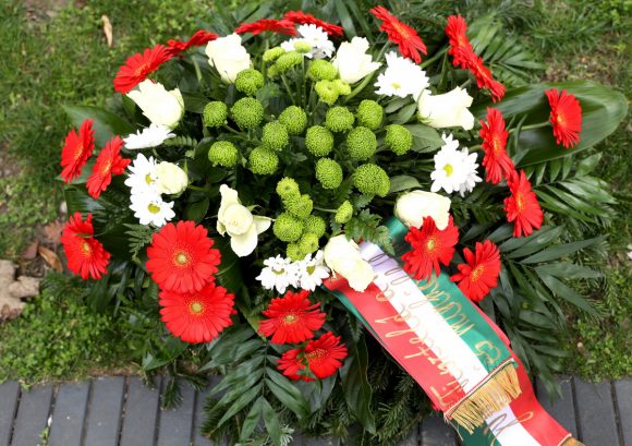 Szeged, Kormányhivatal, március 15., megemlékezés, koszorú, Klauzál szobor