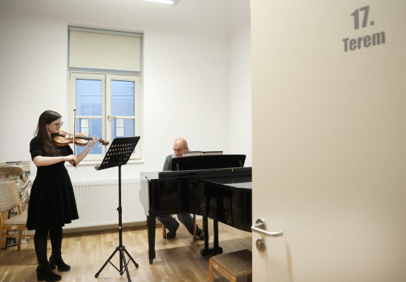 Szeged, átadás, hangszer, zene, SZTE, Bartók Béla Művészeti Kar, felújítás