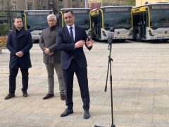 Papp László új buszok