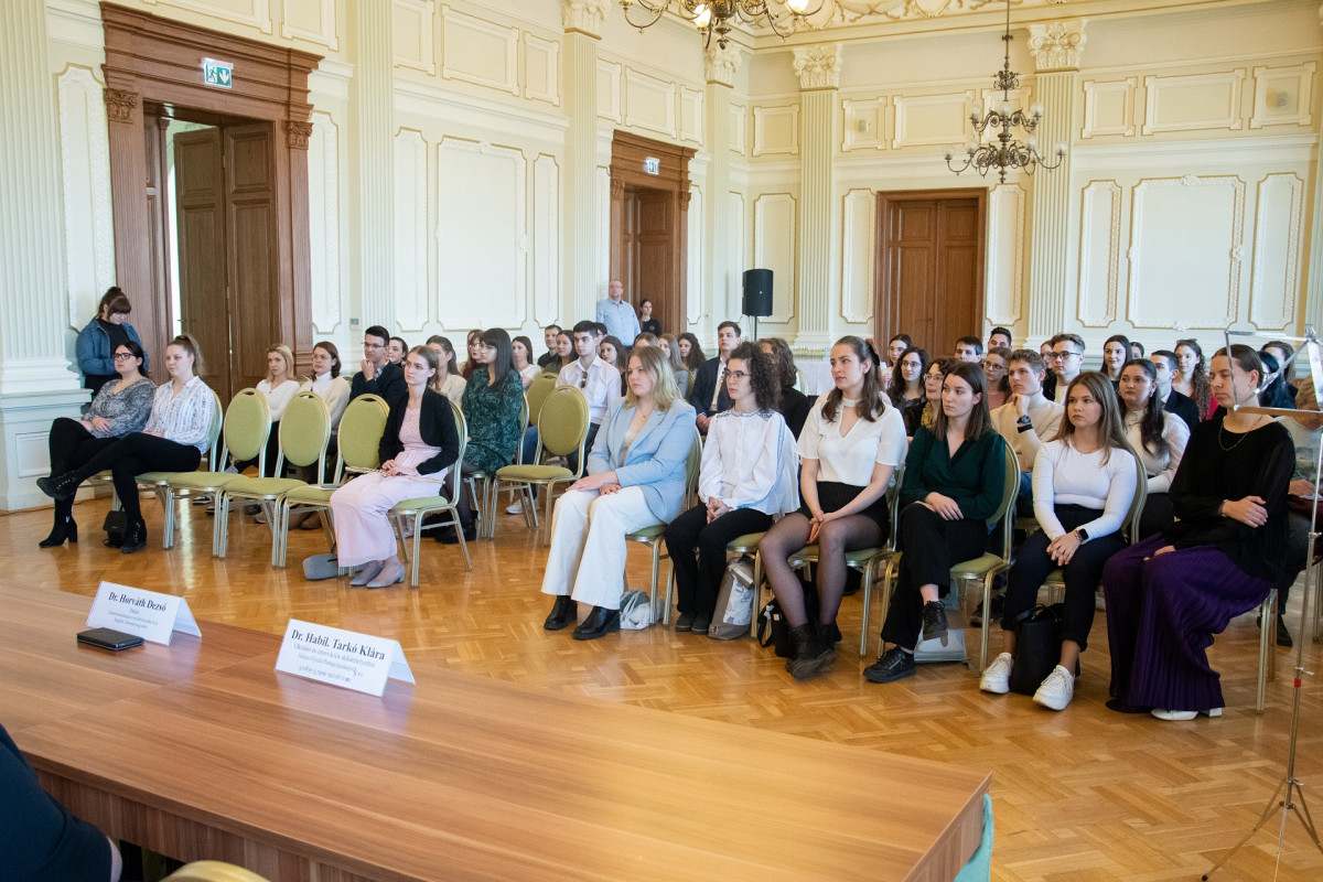 Zirzen Janka ösztöndíjak a pedagógusi pálya iránt elhivatott hallgatóknak. Fotó: SZTE/Borbola Lilla