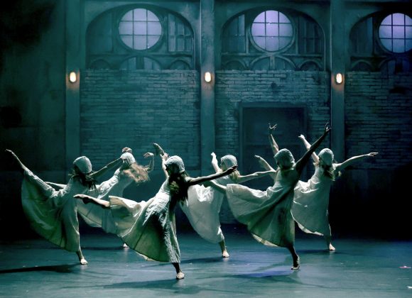 Szeged, Szegedi Kortárs Balett, Fekete hattyú, Kisszínház, kultura, balett, tánc