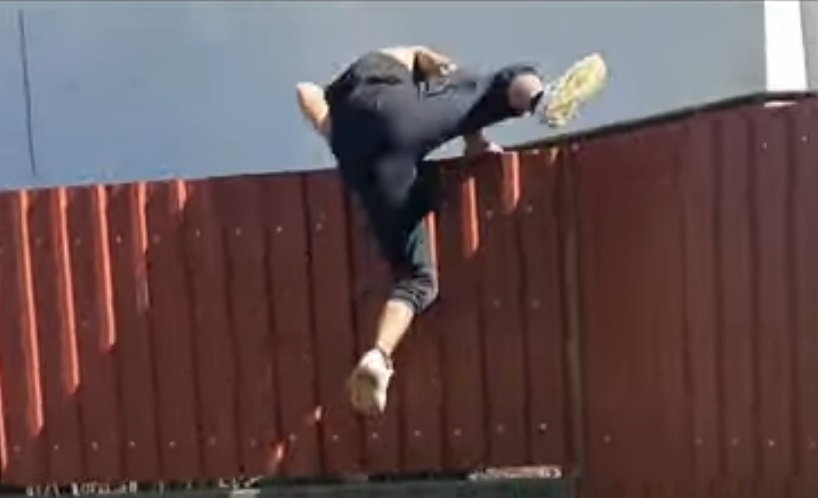 Videón a rendőrök elől fejvesztve menekülő hajdúhadházi tolvajok