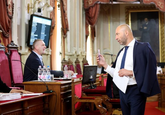 Szeged, közgyűlés, városháza, önkormányzat, önkormányzati képviselő, Szabó Bálint