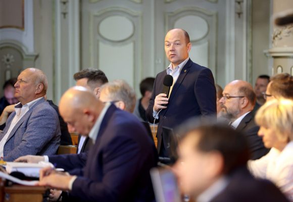 Szeged, közgyűlés, városháza, önkormányzat, önkormányzati képviselő, Avramov András