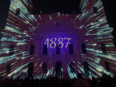 Fényfestés Debrecenben, a Nagytemplomnál