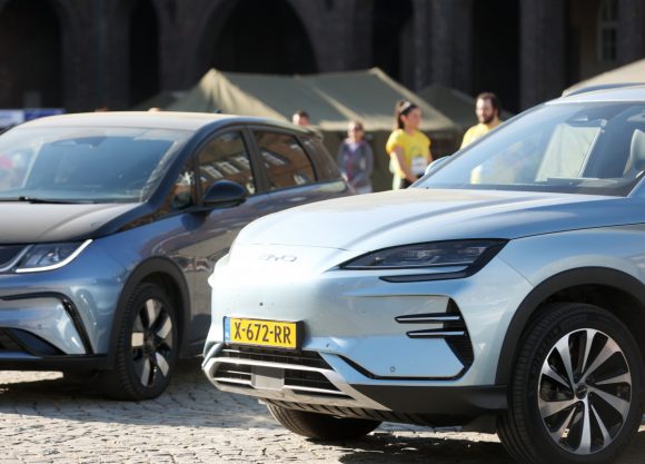 Szeged, BYD autó, BYD, gyártás, autógyártás, elektromos autó, Dóm tér