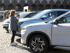 Szeged, BYD autó, BYD, gyártás, autógyártás, elektromos autó, Dóm tér