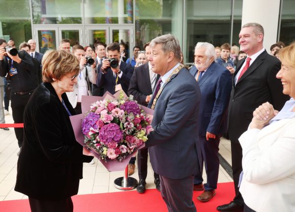 Szeged, Karikó Katalin, ünnepi ülés, Szegedi Tudományegyetem, TIK, Nobel-díj, kiállítás, SZTE, egyetem, ünnepség