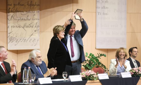 Szeged, Karikó Katalin, ünnepi ülés, Szegedi Tudományegyetem, TIK, Nobel-díj, kiállítás, SZTE, egyetem, ünnepség