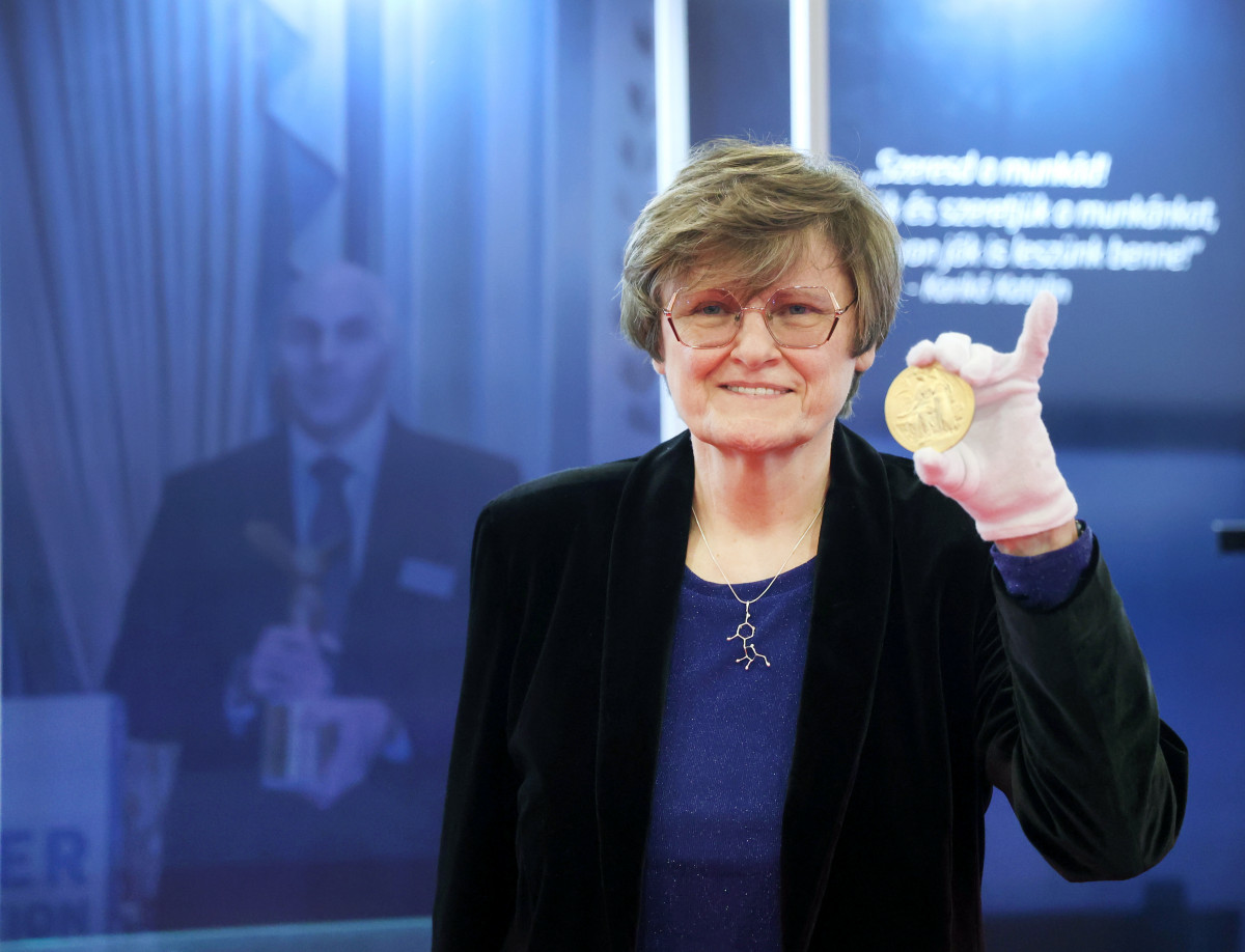 Szeged, Karikó Katalin, ünnepi ülés, Szegedi Tudományegyetem, TIK, Nobel-díj, kiállítás, SZTE, egyetem, ünnepség