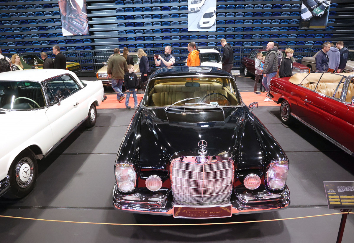 Szeged, autó, találkozó, Mercedes, Classic Car Show & Expo, Pick Aréna
