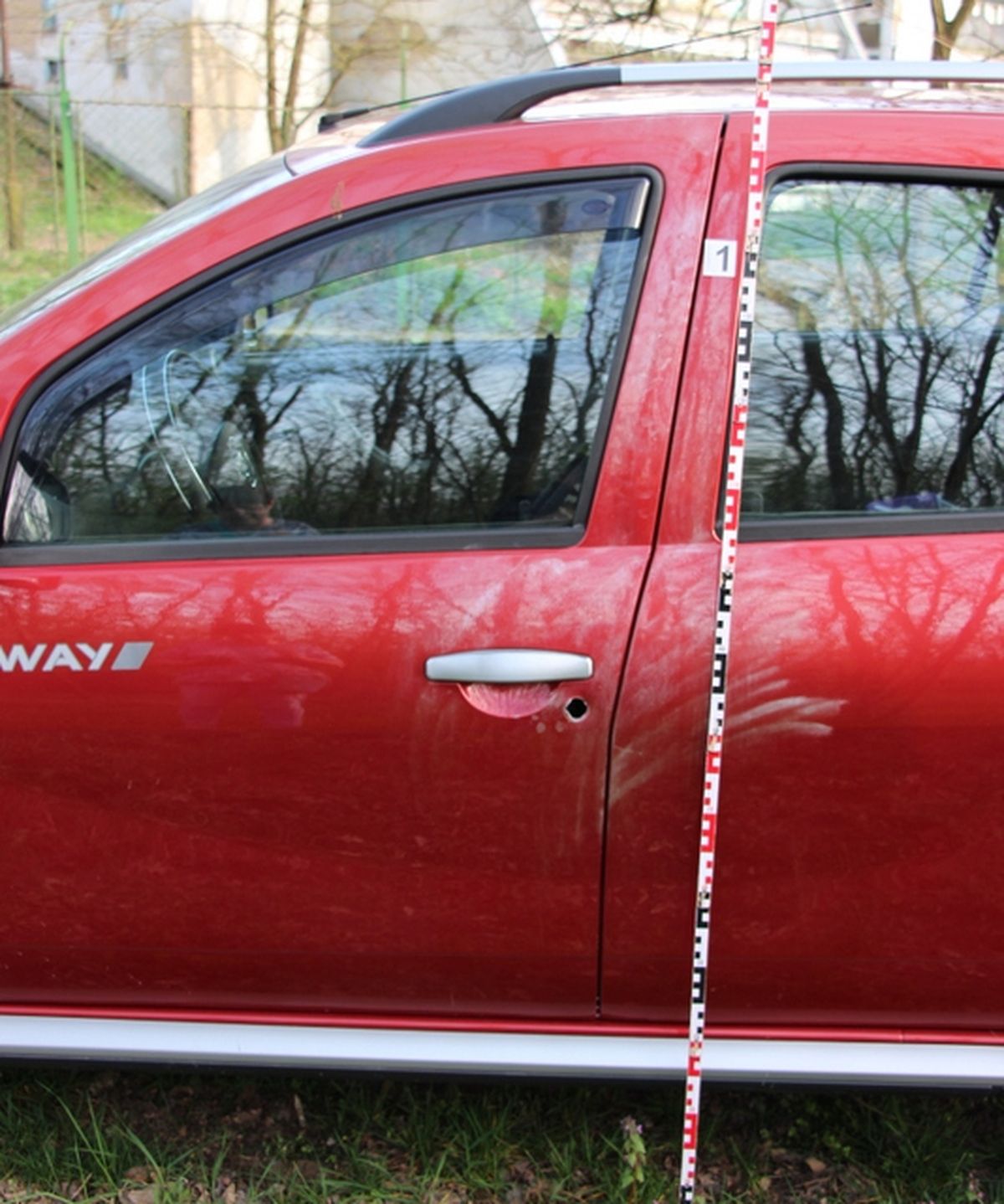 Autófeltörés Nyíregyházán