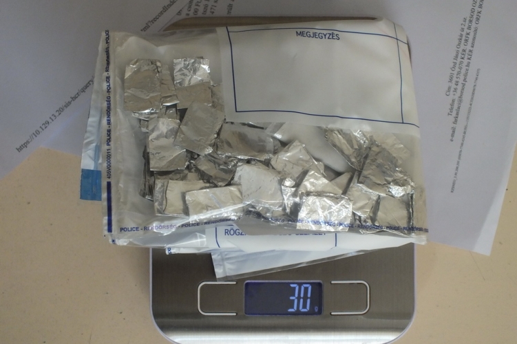 Elfogták az ózdi kristály-díler