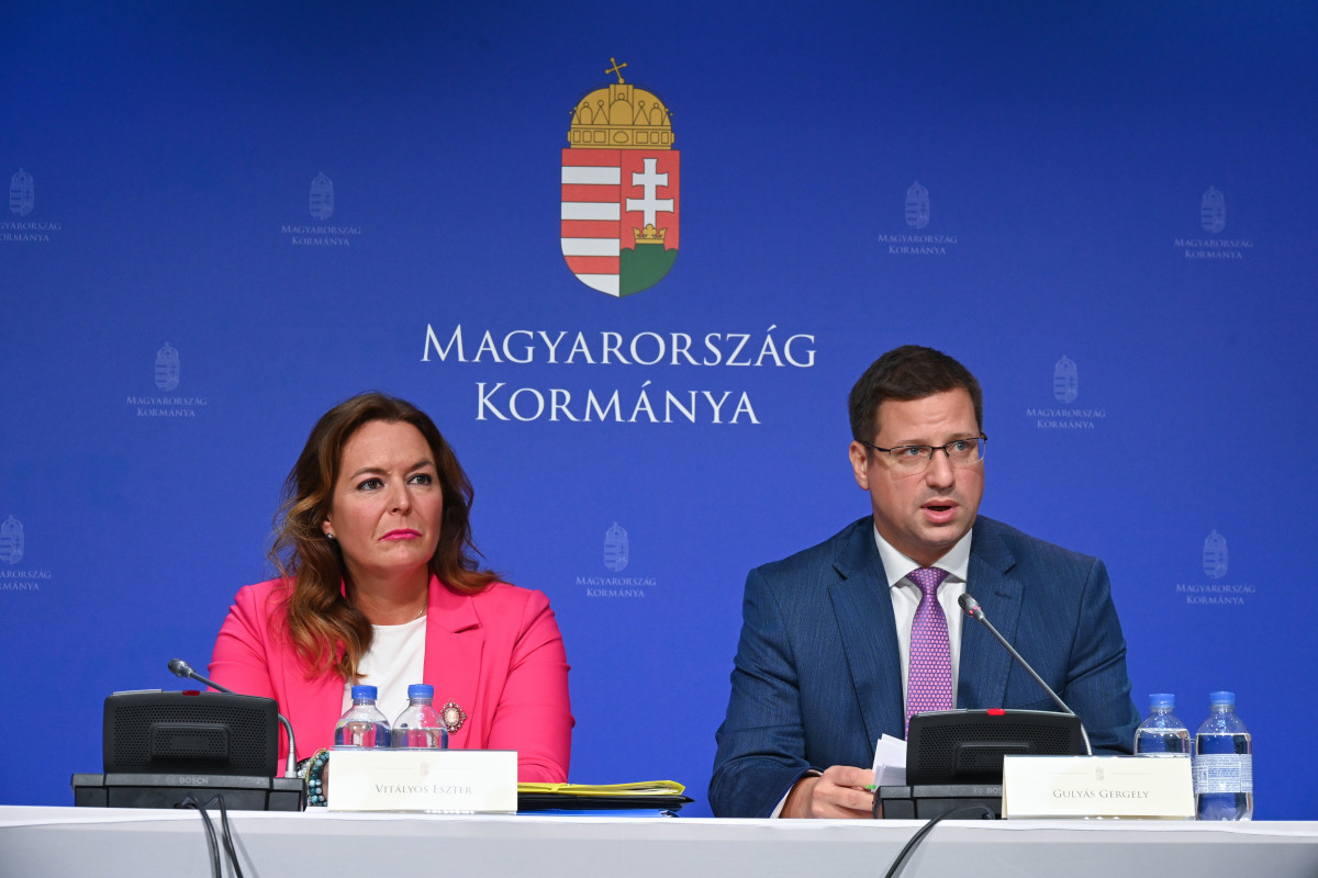 Kormányinfó