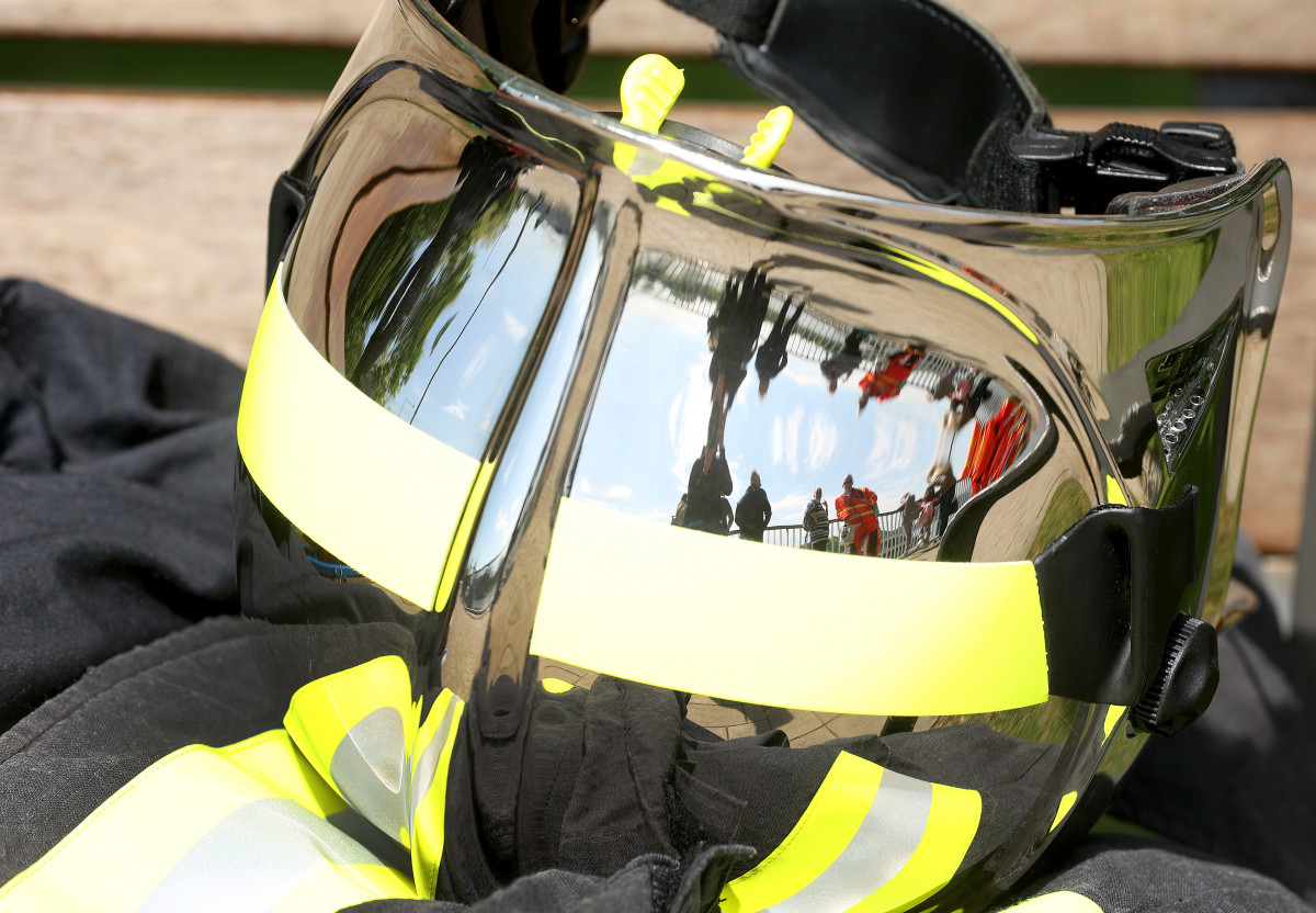 Szeged, horizontális lépcsőfutó verseny, tűzoltó, mentős, Huszár Mátyás rakpart, verseny