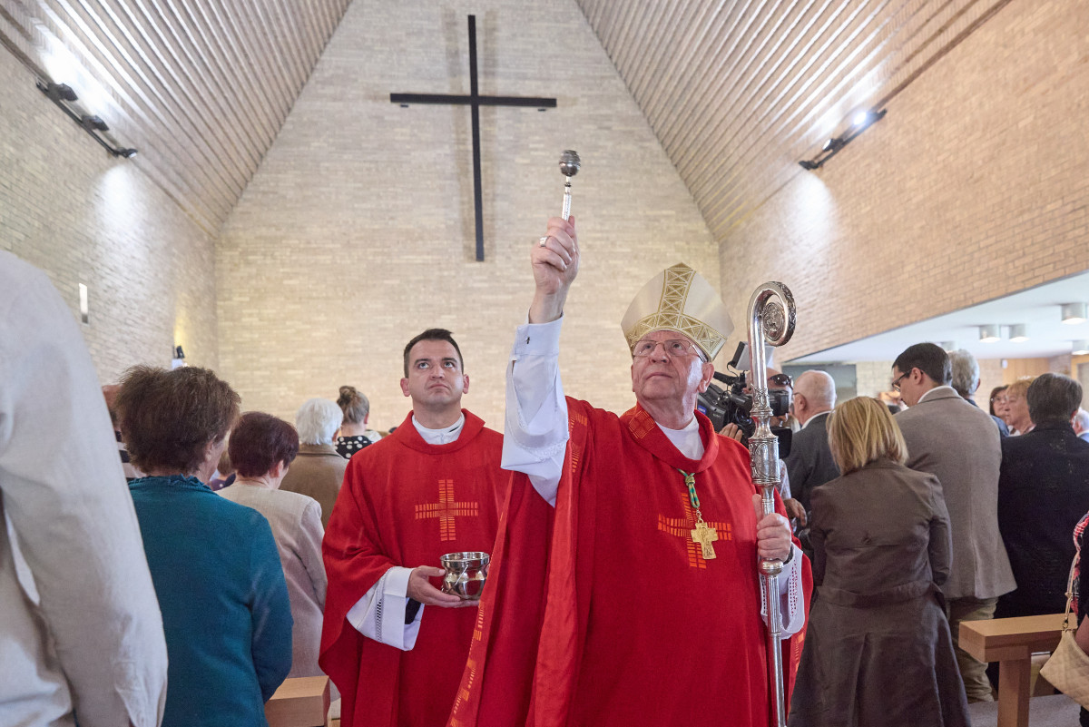Megáldották a józsai római katolikus templom új orgonáját,