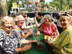 Szeged, majális, újszegedi liget, liget, május 1.