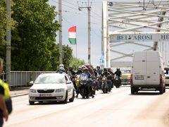 Szeged, Csonka János Technikum, iskola, autós felvonulás, ballagás, autó, motor
