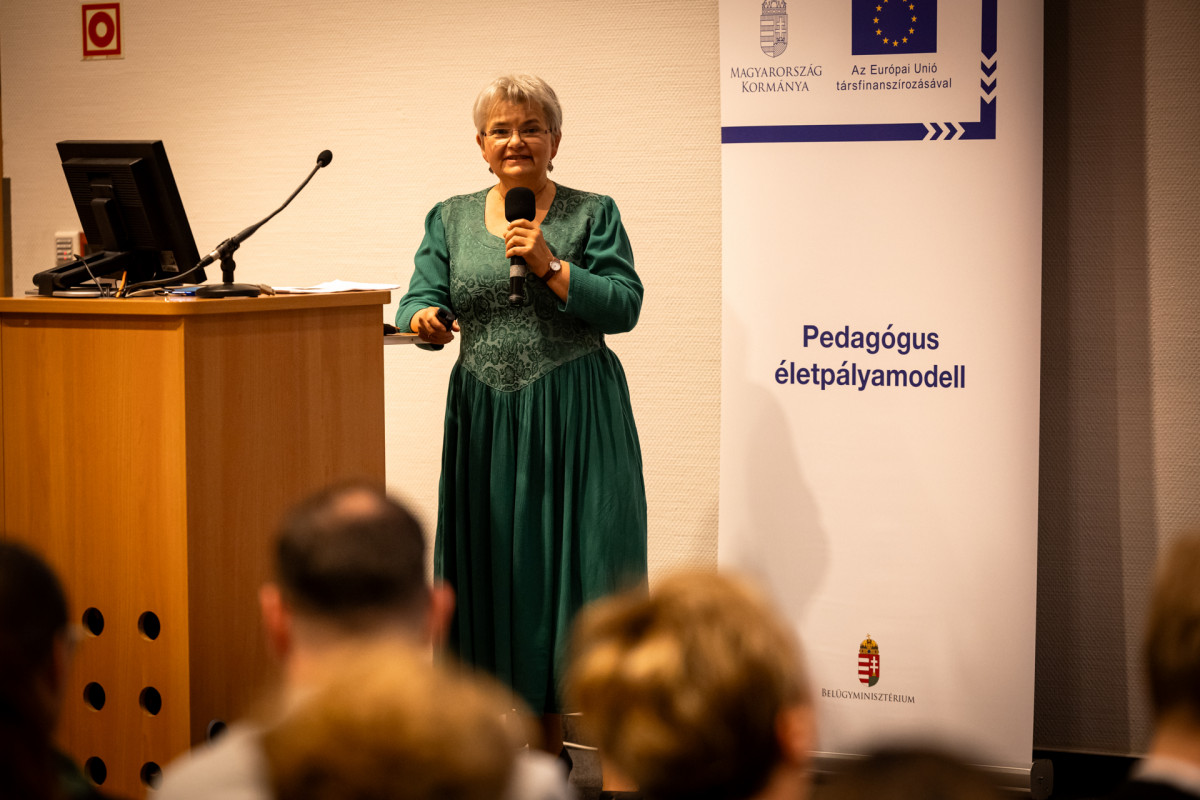 Leendő pedagógusoknak indult álláslehetőségeket bemutató rendezvénysorozat. Balatoni Katalin. Fotó: SZTE/Kovács-Jerney Ádám