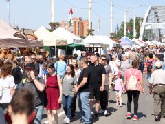 Hídivásár Szegeden