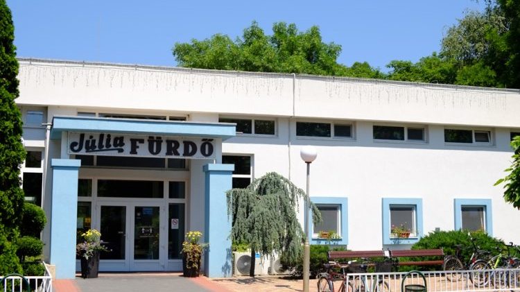 Júlia fürdő nyíregyháza