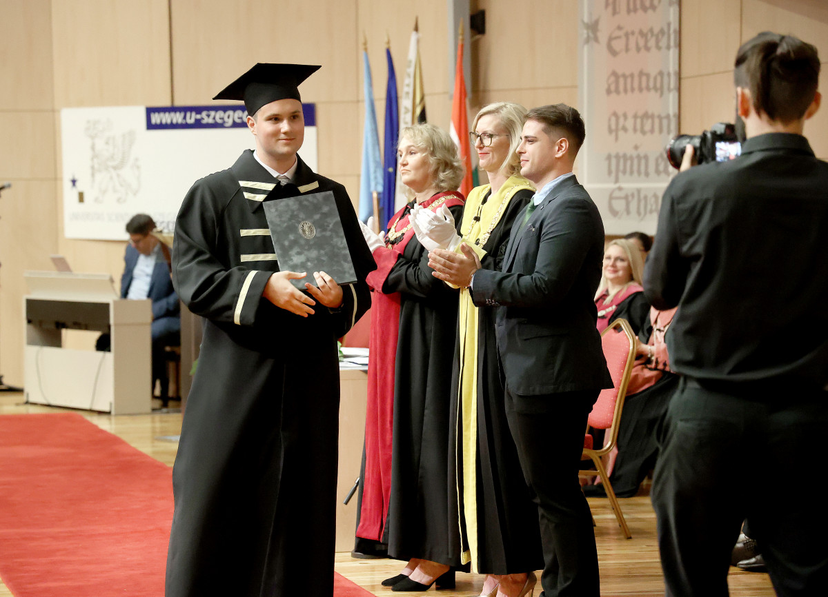 Szeged, Szegedi Tudományegyetem, SZTE, Állam- és Jogtudományi Kar, jogi kar, jogász, diplomaosztó, TIK