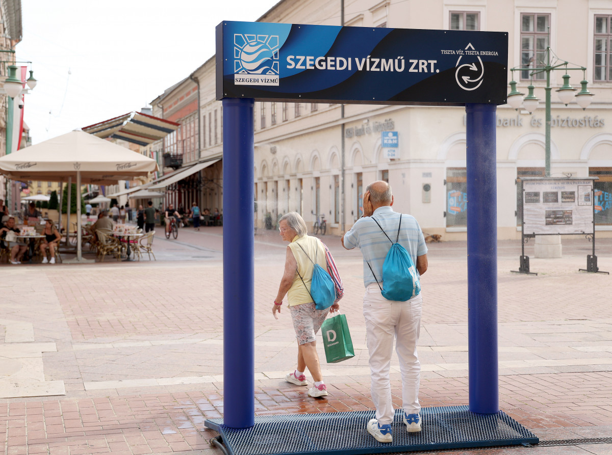 Szeged, nyár, július, kánikula, hőség, meleg, párakapu, Vízmű, Klauzál tér