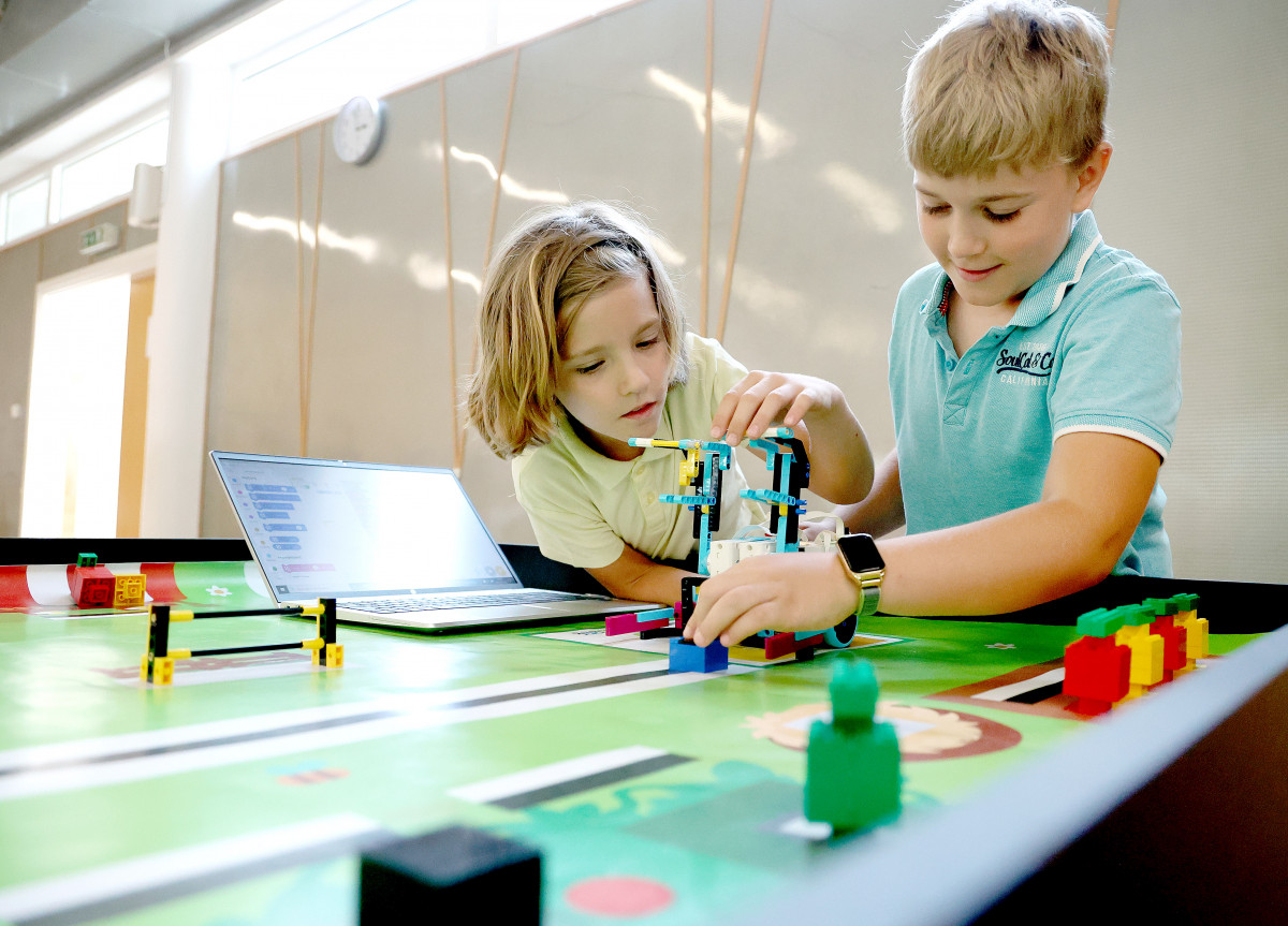 Szeged, kamara, robotika tábor, robotika, tábor, nyári tábor, szakkör, gyerekek