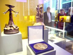 Szeged, Karikó Katalin kiállítás, megnyitó, tanévnyitó, SZTE, TIK, egyetem