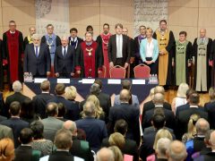 Szeged, Karikó Katalin kiállítás, megnyitó, tanévnyitó, SZTE, TIK, egyetem