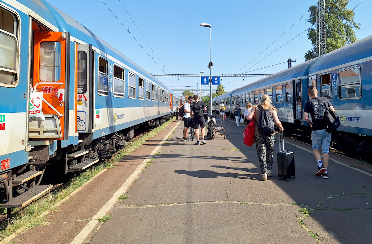 Szeged, Nagyállomás, vasútállomás, MÁV, vonat, közlekedés, utazás