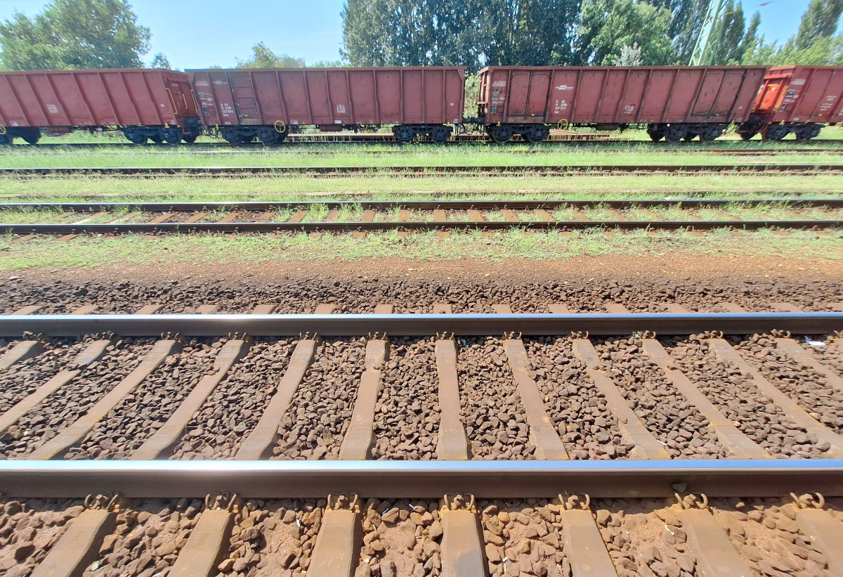 Nagykőrös, vasútállomás, vasút, peron, vonat, MÁV