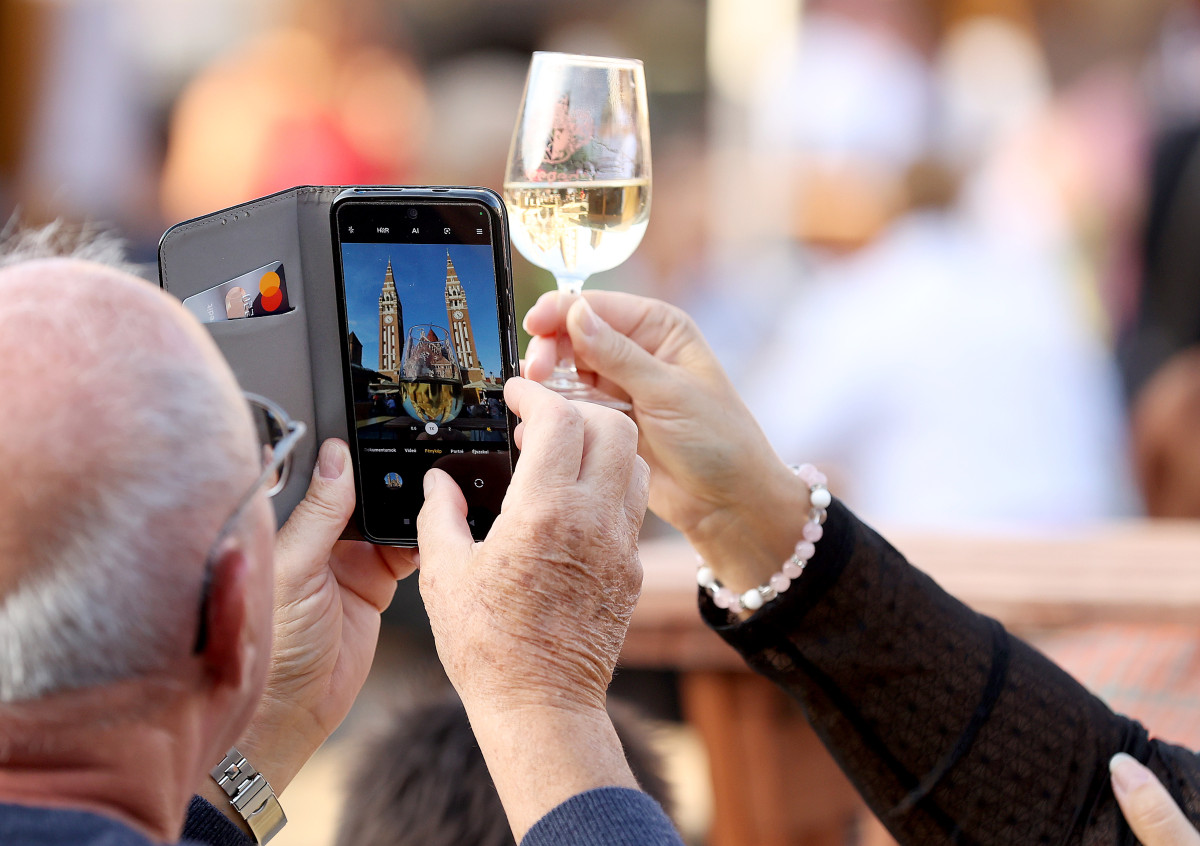 Szeged, Bor tér, Dóm tér, bor, fesztivál, turizmus