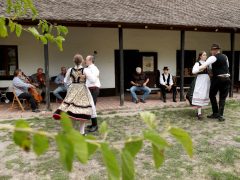 Ópusztaszer, Borszűrő Szent Mihály és Iparosok Napja, Ópusztaszeri Nemzeti Történeti Emlékpark, hagyomány, népművészet, népviselet, néptánc