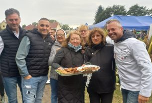 Káposztás lepcsánkasütős Guinness-rekord dőlt meg Hajdúhadházon