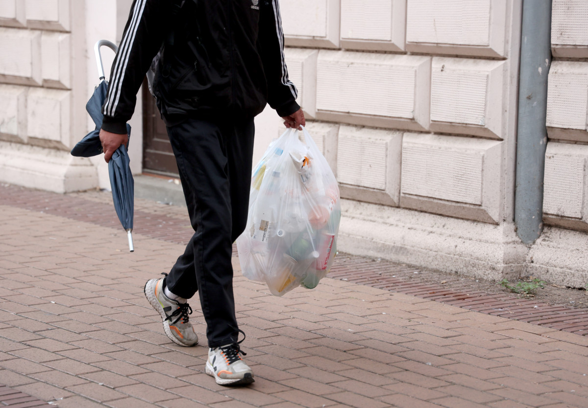 Szeged, italos palack, palack, flakon, visszaváltás