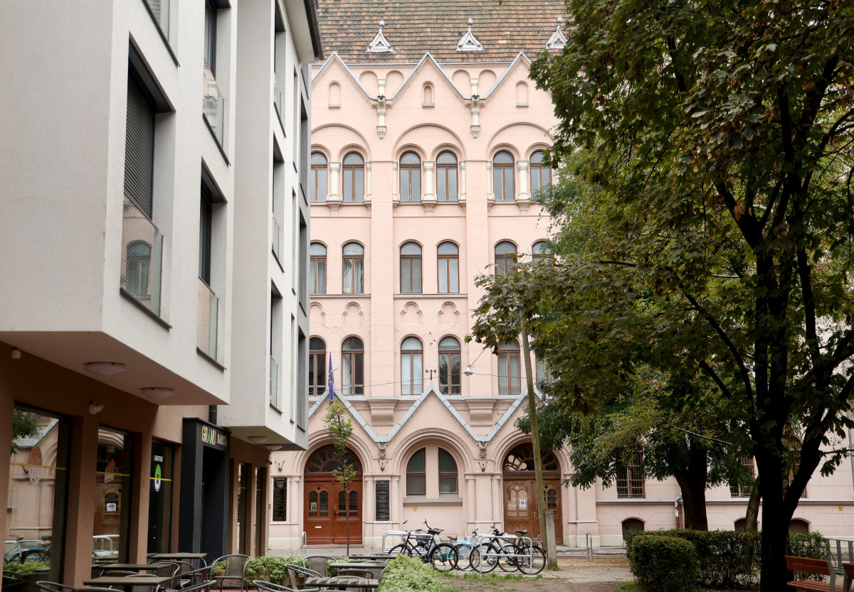 Szeged, Szegedi Tudományegyetem, SZTE, Bölcsészet- és Társadalomtudományi Kar, BTK, Egyetem utca, egyetem, oktatás