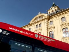 Szeged, ZÖLD BUSZ PROGRAM, sajtótájékoztató, környezetkímélő, elektromos meghajtású, troli, trolibusz, Széchenyi tér, közlekedés, tömegközlekedés