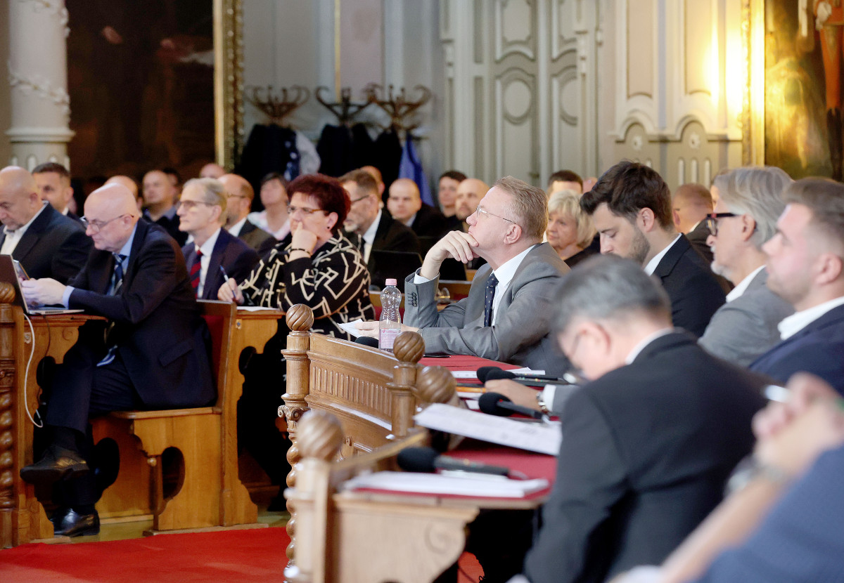 Szeged, közgyűlés, városháza, önkormányzat, önkormányzati képviselő