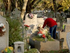 Szeged, temető, Belvárosi temető, Mindenszentek, mécses