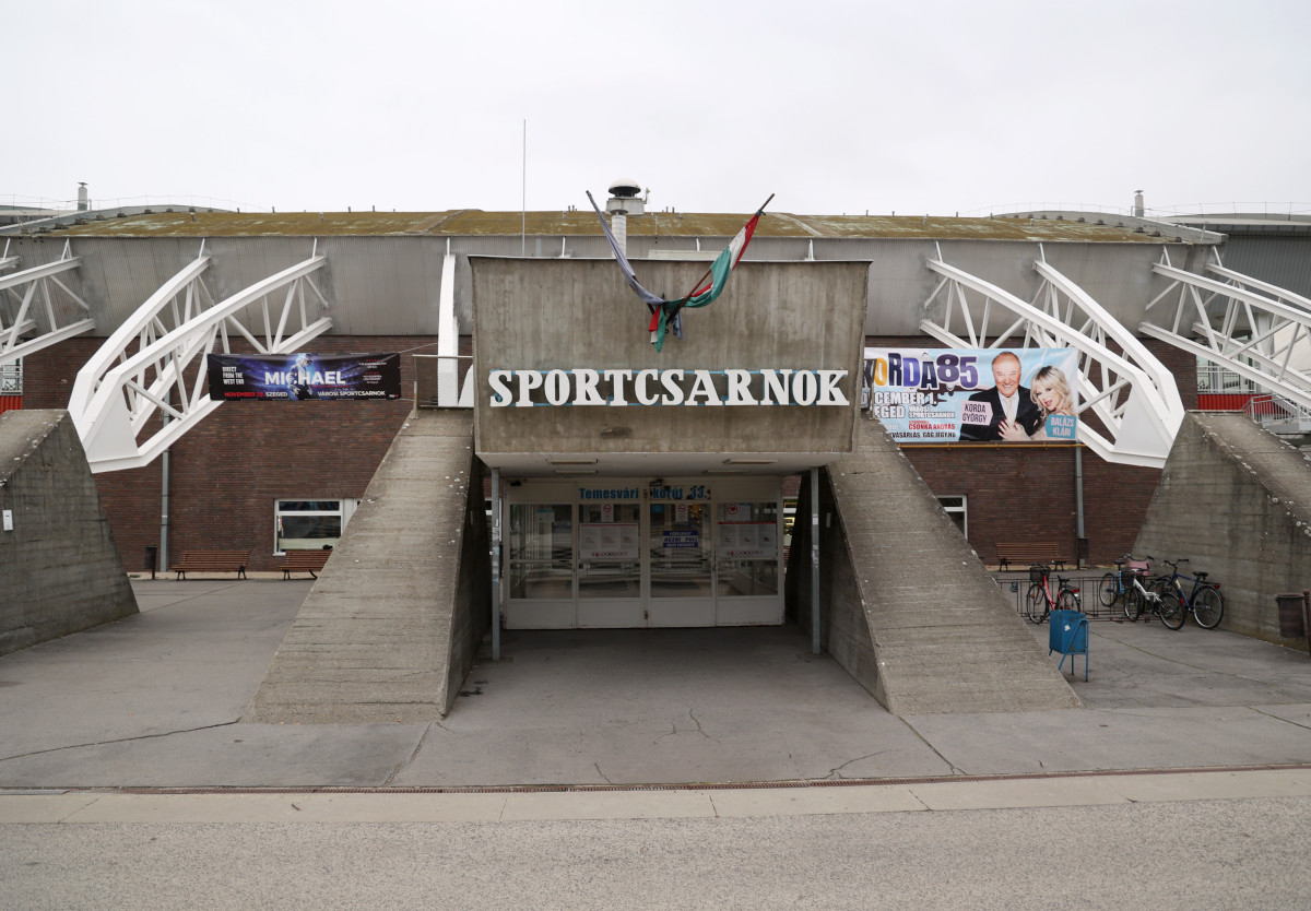 Szeged, 50 éves, újszegedi sportcsarnok, sportcsarnok